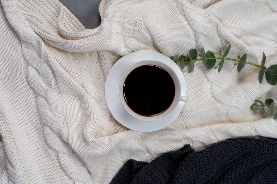 Koce z wełny czesankowej: dlaczego warto je mieć?