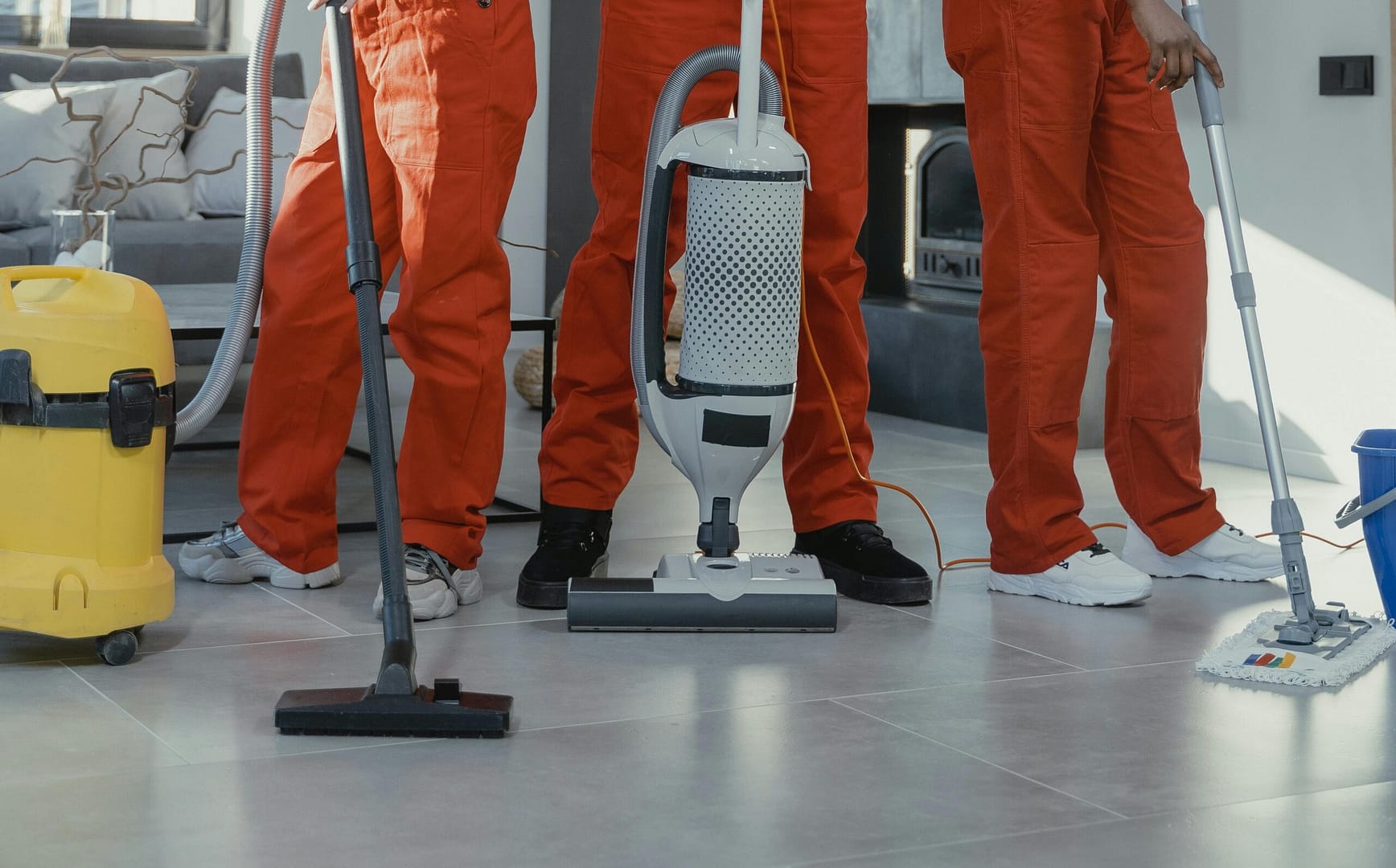 Odkurzacze piorące i hotelowe: klucz do perfekcyjnej czystości