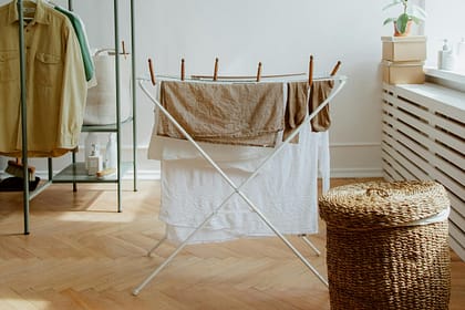 Suszenie ubrań: suszarka automatyczna czy tradycyjna?